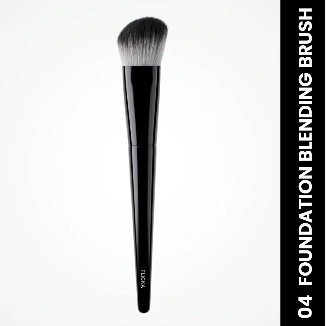 04 Foundation Blending Brush