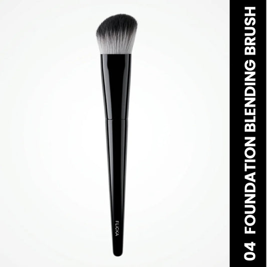 04 Foundation Blending Brush